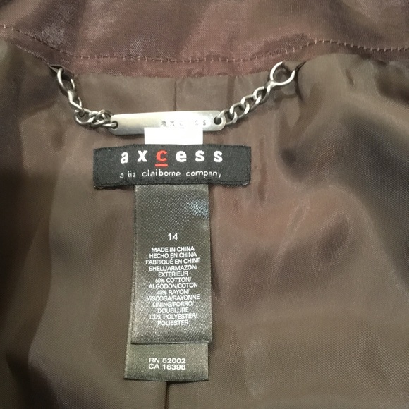 Axcess Long Lightweight Overcoat - Picture 13 of 15